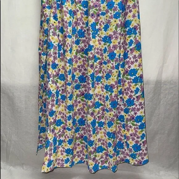 Floral Maxi Dress - Picture 9 of 14